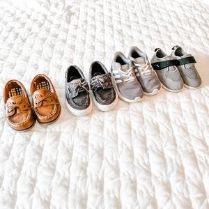 4 pairs of boys shoes